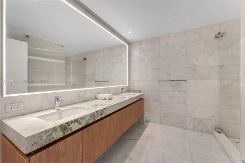 Copropriété à vendre à Miami Beach, Floride: 3 chambres, 226.77 m2 № 2044896 - photo 16