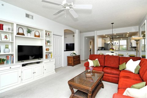 Condo in Sarasota, Florida, 2 bedrooms  № 2393766 - photo 14