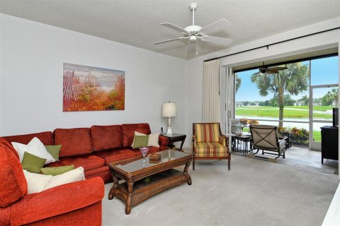 Condo in Sarasota, Florida, 2 bedrooms  № 2393766 - photo 12