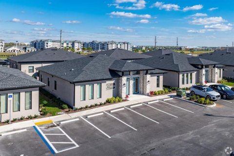 Propiedad comercial en alquiler en Lutz, Florida, 105.35 m2 № 1751049 - foto 1