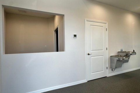 Propiedad comercial en alquiler en Lutz, Florida, 105.35 m2 № 1751049 - foto 17