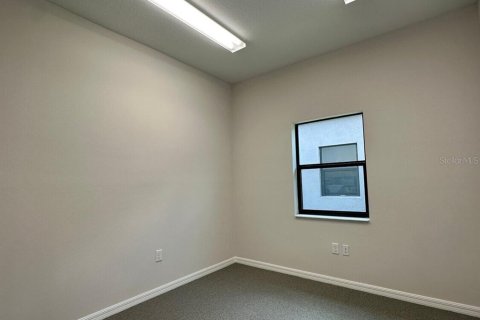Propiedad comercial en alquiler en Lutz, Florida, 105.35 m2 № 1751049 - foto 10