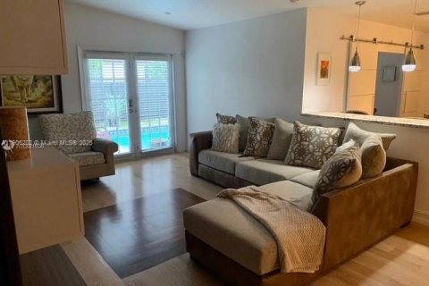 House in Homestead, Florida 5 bedrooms, 180.04 sq.m. № 1956873 - photo 19