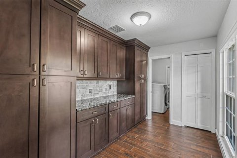 Villa ou maison à vendre à Auburndale, Floride: 4 chambres, 267 m2 № 2435193 - photo 12