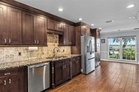 Villa ou maison à vendre à Auburndale, Floride: 4 chambres, 267 m2 № 2435193 - photo 20