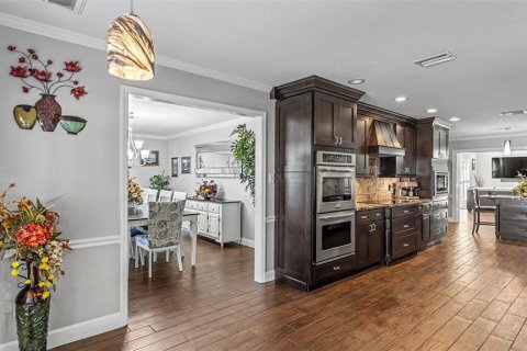 Villa ou maison à vendre à Auburndale, Floride: 4 chambres, 267 m2 № 2435193 - photo 11