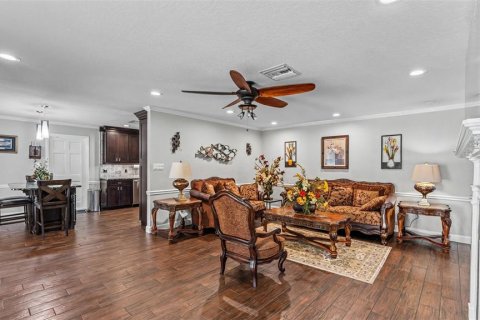 Villa ou maison à vendre à Auburndale, Floride: 4 chambres, 267 m2 № 2435193 - photo 28