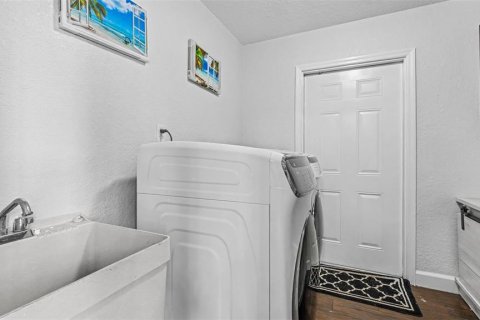 Villa ou maison à vendre à Auburndale, Floride: 4 chambres, 267 m2 № 2435193 - photo 14