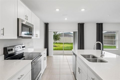 Villa ou maison à louer à Haines City, Floride: 3 chambres, 171.87 m2 № 2416738 - photo 5