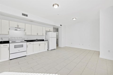 Apartamento en Hialeah, Florida 1 dormitorio, 74.32 m2 № 2055421