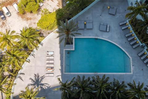 Copropriété à louer à Miami, Floride: 2 chambres, 109.62 m2 № 2385146 - photo 17