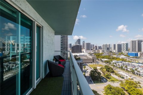 Copropriété à louer à Miami, Floride: 2 chambres, 109.62 m2 № 2385146 - photo 16