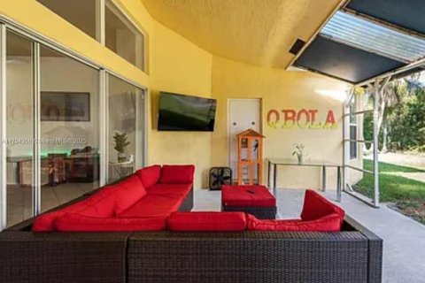 Casa en venta en Wellington, Florida, 5 dormitorios, 242.29 m2 № 1692214 - foto 4