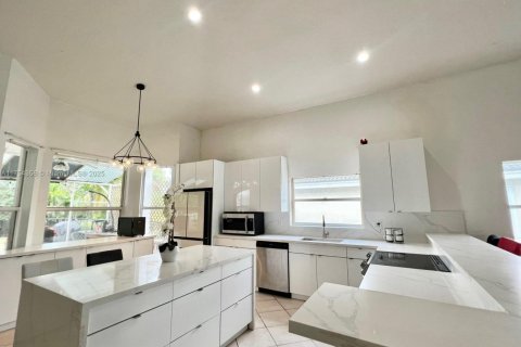 Casa en venta en Wellington, Florida, 5 dormitorios, 242.29 m2 № 1692214 - foto 24
