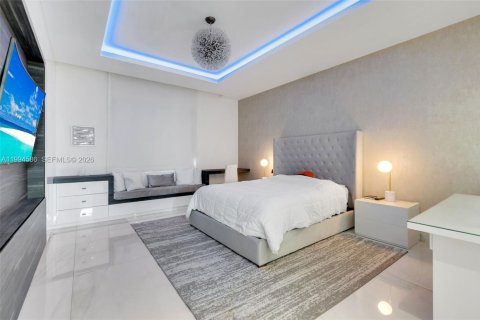 Casa en venta en Southwest Ranches, Florida, 6 dormitorios, 751.39 m2 № 2056343 - foto 28