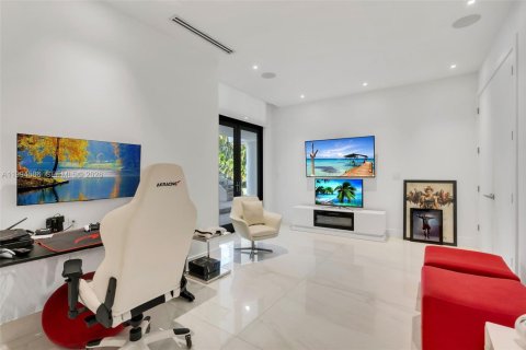 Casa en venta en Southwest Ranches, Florida, 6 dormitorios, 751.39 m2 № 2056343 - foto 22