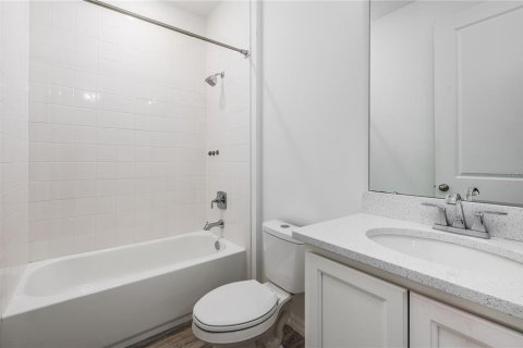 Casa en venta en Davenport, Florida, 4 dormitorios, 175.59 m2 № 2215526 - foto 9