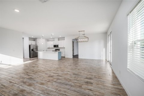 Casa en venta en Davenport, Florida, 4 dormitorios, 175.59 m2 № 2215526 - foto 23