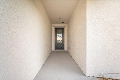 Casa en venta en Davenport, Florida, 4 dormitorios, 175.59 m2 № 2215526 - foto 4