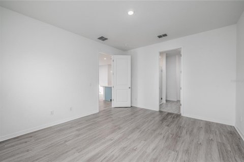 Casa en venta en Davenport, Florida, 4 dormitorios, 175.59 m2 № 2215526 - foto 28