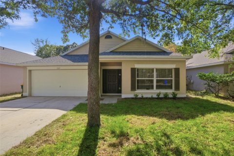 Villa ou maison à Tavares, Floride 4 chambres, 177.07 m2 № 2101305
