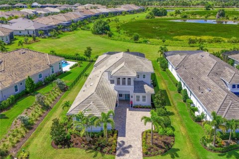 House in Lakewood Ranch, Florida 5 bedrooms, 349.96 sq.m. № 1791816 - photo 2