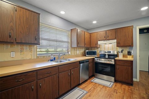 House in Ocala, Florida 3 bedrooms, 137.03 sq.m. № 1877451 - photo 10