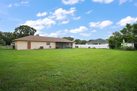 House in Ocala, Florida 3 bedrooms, 137.03 sq.m. № 1877451 - photo 25
