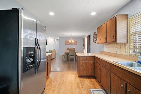 House in Ocala, Florida 3 bedrooms, 137.03 sq.m. № 1877451 - photo 8