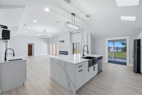 Casa en venta en Bradenton, Florida, 4 dormitorios, 235.69 m2 № 2204465 - foto 28