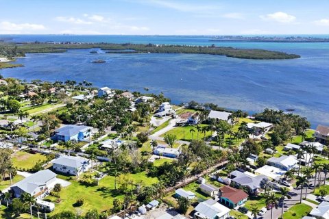 Casa en venta en Bradenton, Florida, 4 dormitorios, 235.69 m2 № 2204465 - foto 11