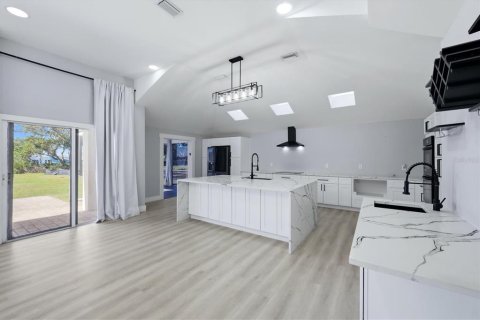 Casa en venta en Bradenton, Florida, 4 dormitorios, 235.69 m2 № 2204465 - foto 26