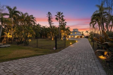 Casa en venta en Bradenton, Florida, 4 dormitorios, 235.69 m2 № 2204465 - foto 6