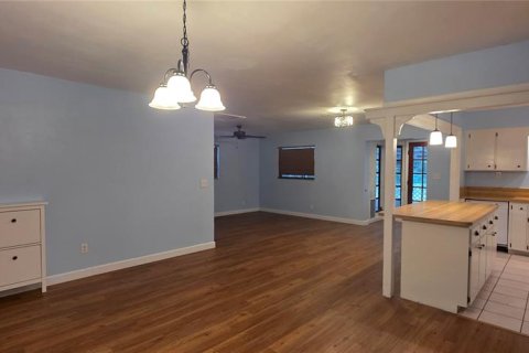 Villa ou maison à louer à High Springs, Floride: 2 chambres, 111.11 m2 № 2324320 - photo 3