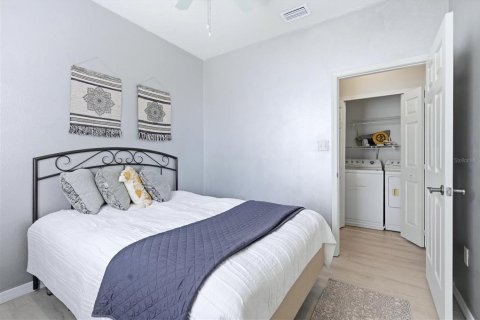 Condo in Sarasota, Florida, 2 bedrooms  № 2093187 - photo 28