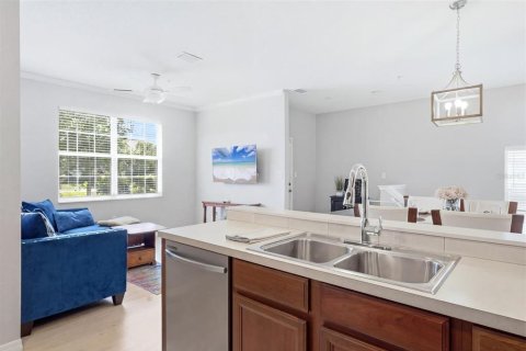 Condo in Sarasota, Florida, 2 bedrooms  № 2093187 - photo 21