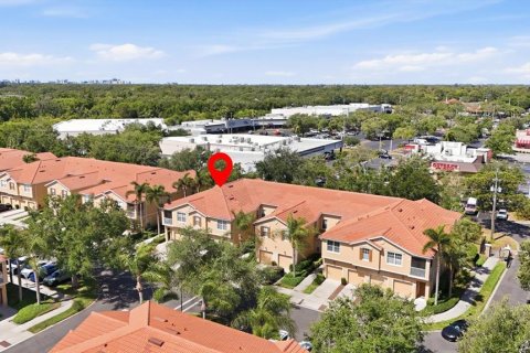 Condo in Sarasota, Florida, 2 bedrooms  № 2093187 - photo 2