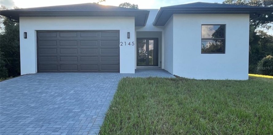 Casa en Port Charlotte, Florida 3 dormitorios, 155.24 m2 № 2387524
