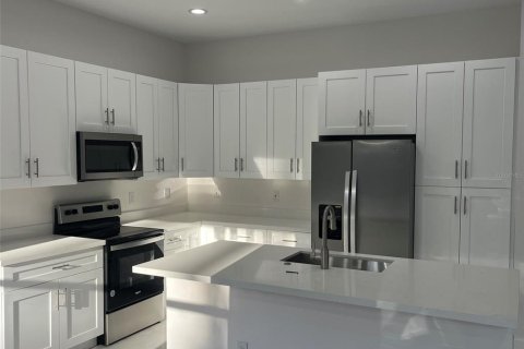 Casa en venta en Port Charlotte, Florida, 3 dormitorios, 155.24 m2 № 2387524 - foto 3