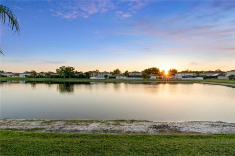 Casa en venta en Orlando, Florida, 6 dormitorios, 316.89 m2 № 1898916 - foto 25