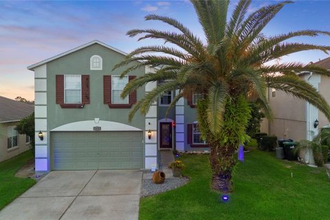 Casa en venta en Orlando, Florida, 6 dormitorios, 316.89 m2 № 1898916 - foto 1
