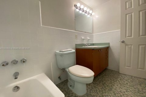 Copropriété à louer à Coral Gables, Floride: 1 chambre, 37.9 m2 № 1978756 - photo 12