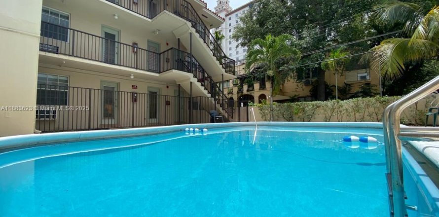 Condo à Coral Gables, Floride, 1 chambre  № 1978756