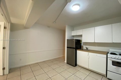 Copropriété à louer à Coral Gables, Floride: 1 chambre, 37.9 m2 № 1978756 - photo 5