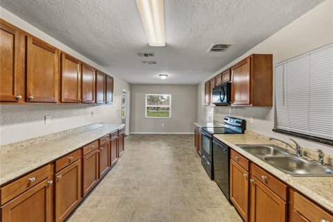 Villa ou maison à vendre à Lakeland, Floride: 3 chambres, 165.09 m2 № 1894296 - photo 13