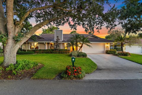 Villa ou maison à Palm Beach Gardens, Floride 3 chambres, 217.76 m2 № 2087507