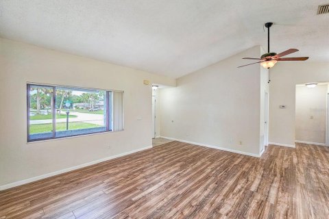 Villa ou maison à vendre à Palm Coast, Floride: 3 chambres, 121.05 m2 № 1786314 - photo 9