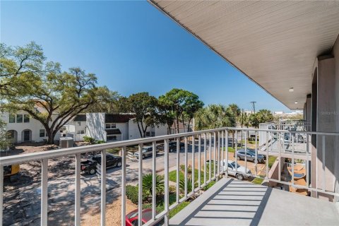 Condominio en venta en Tampa, Florida, 1 dormitorio, 61.97 m2 № 1866762 - foto 18