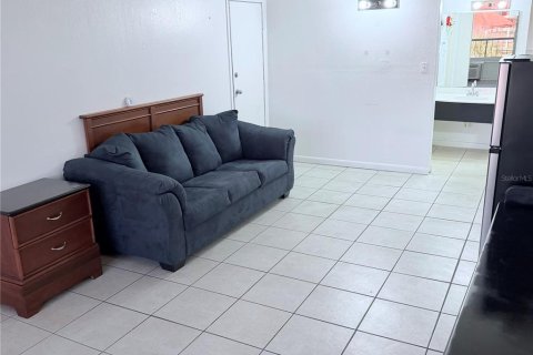 Appartement à louer à Davenport, Floride: 1 chambre, 27.87 m2 № 2314205 - photo 4