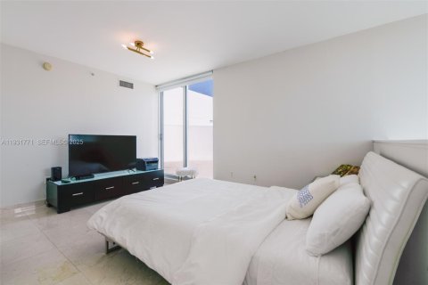 Condo in Aventura, Florida, 2 bedrooms  № 1994278 - photo 13